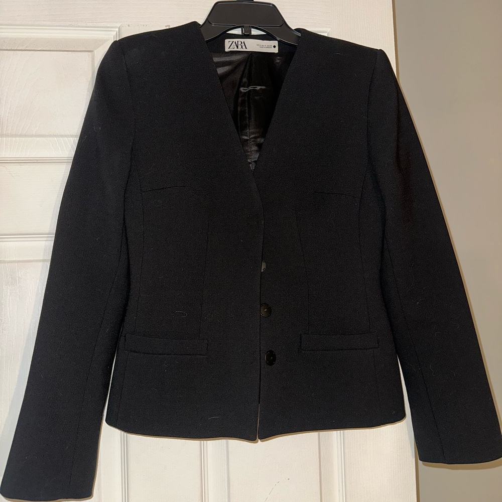 Black Zara Blazer